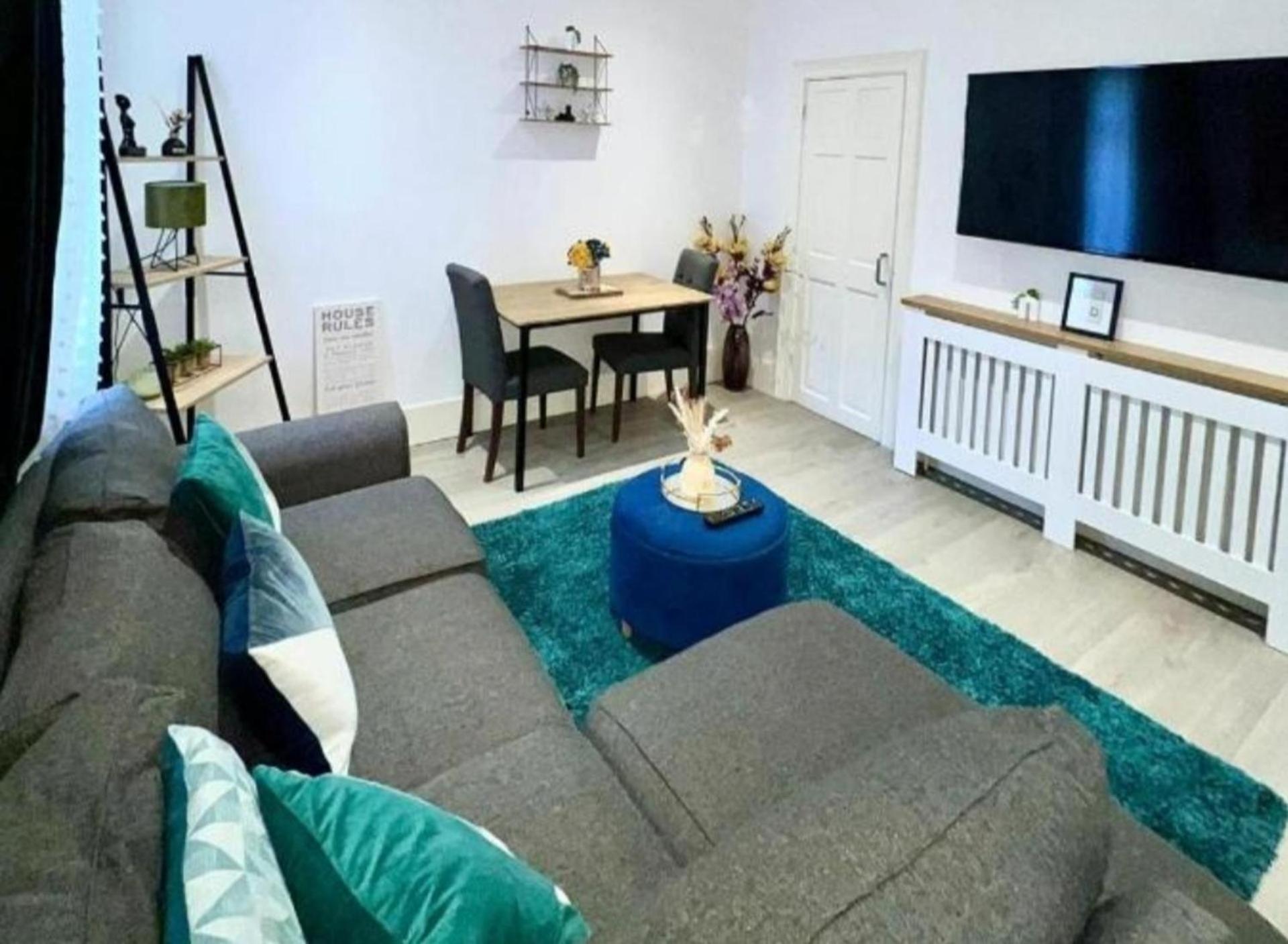 Strood Home-Sleeps 6-Great For Groups & Families Rochester  Extérieur photo
